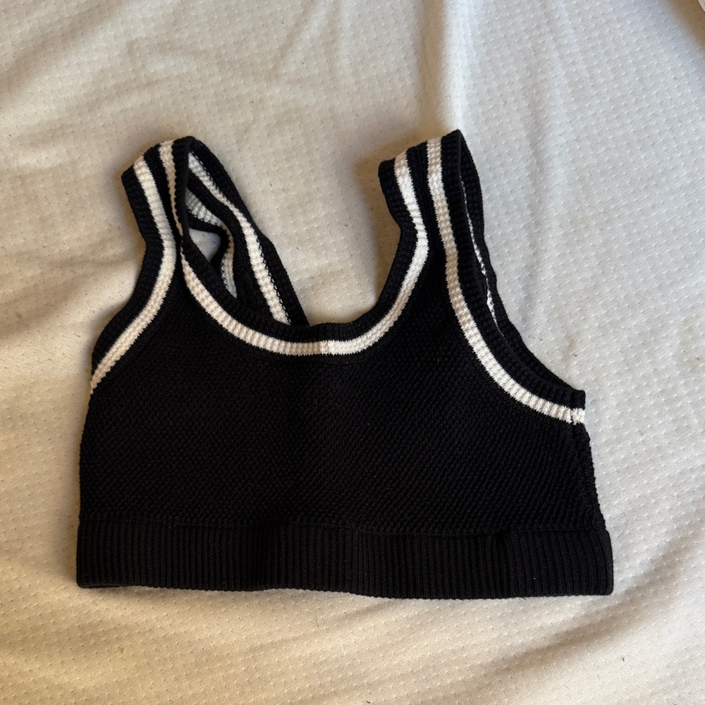 Brand new Alo Black and White Knit Sports Bra